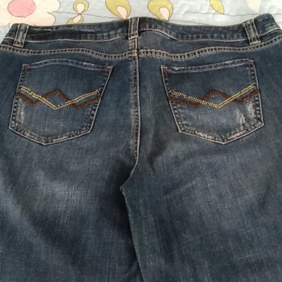 Apt9 Jeans - Picture 2 of 7